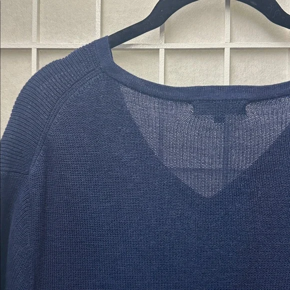 State Cashmere Short Sleeve Knit V-Neck Top in Navy Blue Med EUC - Picture 8 of 9